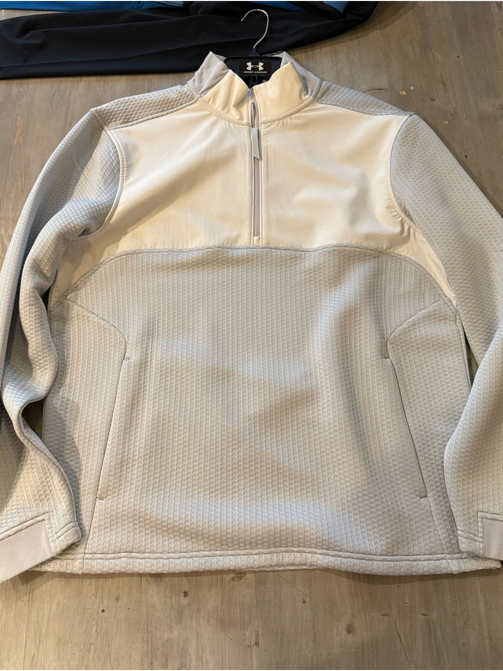 Under Armour White/Light Gray Golf Quarter-Zip Pullover